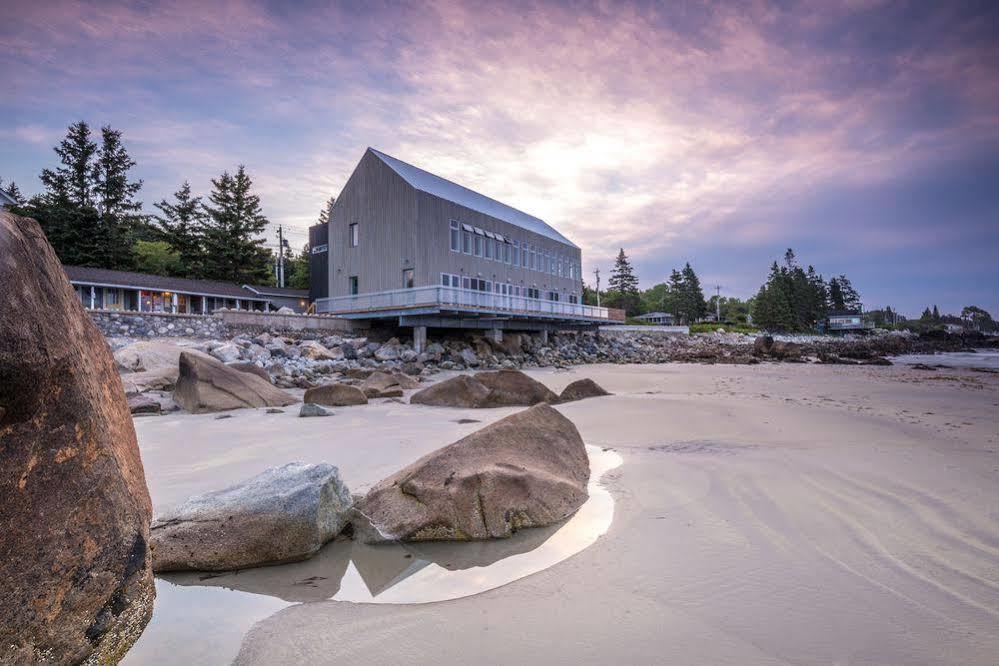 Quarterdeck Beachside Villas & Lofts Summerville Centre Экстерьер фото
